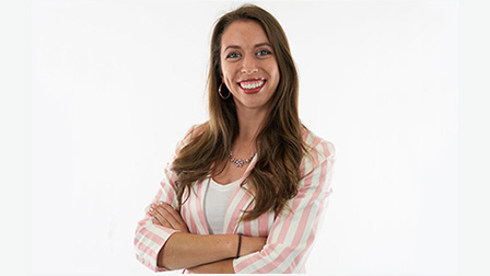 Front-facing photo of Harper College fashion program alumna Kim Scanlan