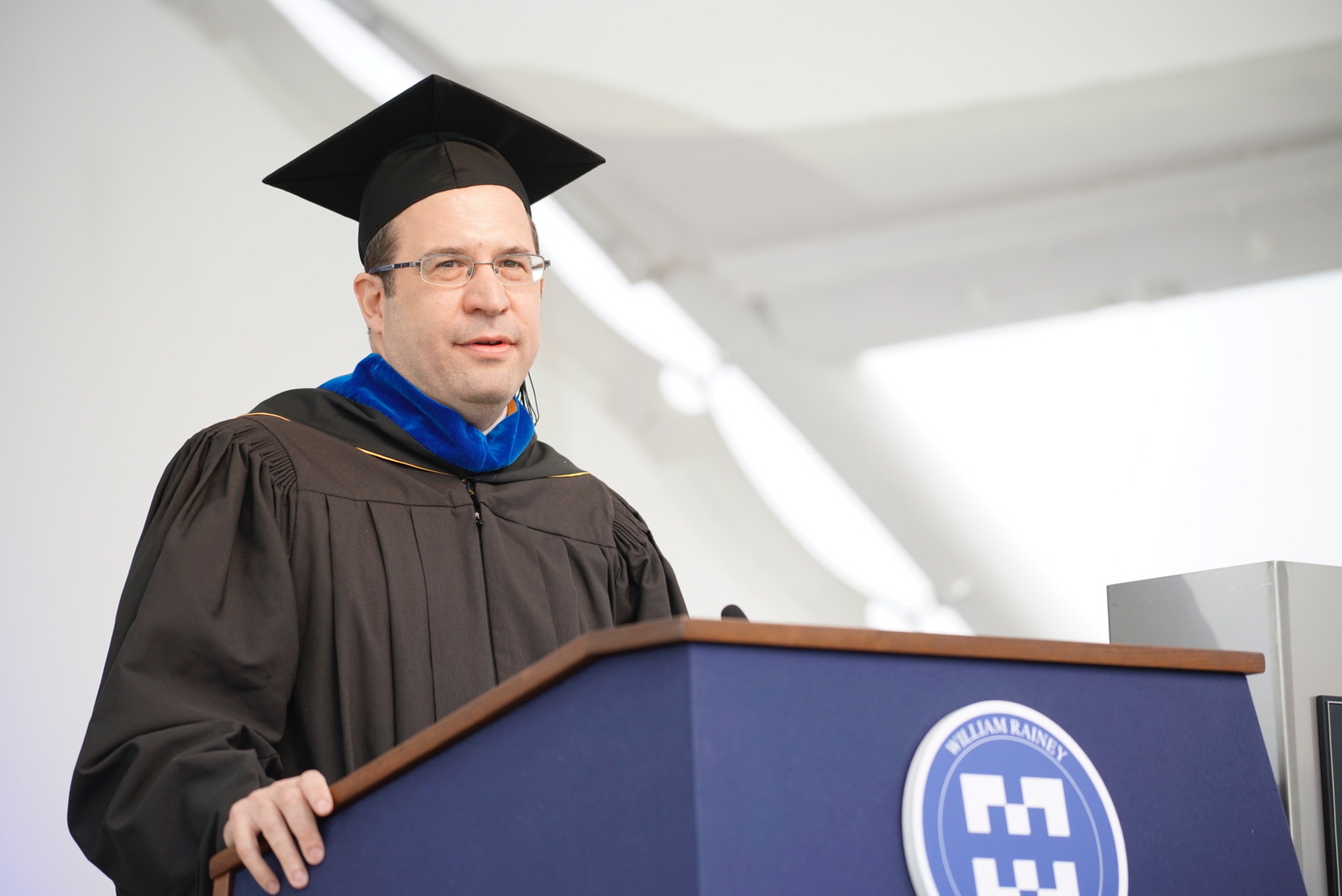 David Coleman gives commencement address