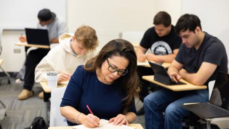 Harper accounting students work in class