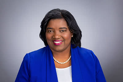 dr avis proctor headshot