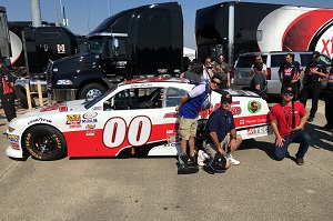 Harper students with Haas Automation car