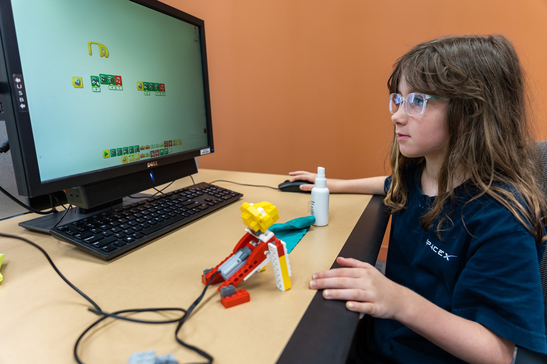 An InZone campuer works at a computer