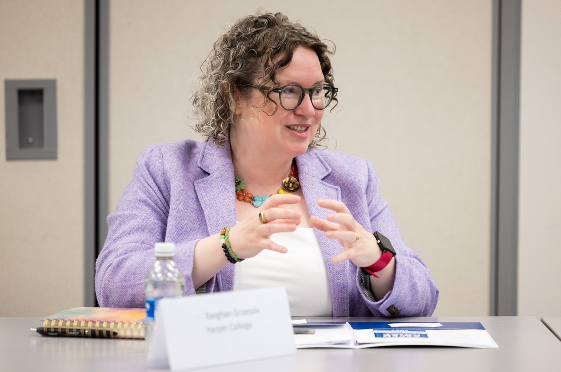 Associate Professor Grassle speaks with the panel