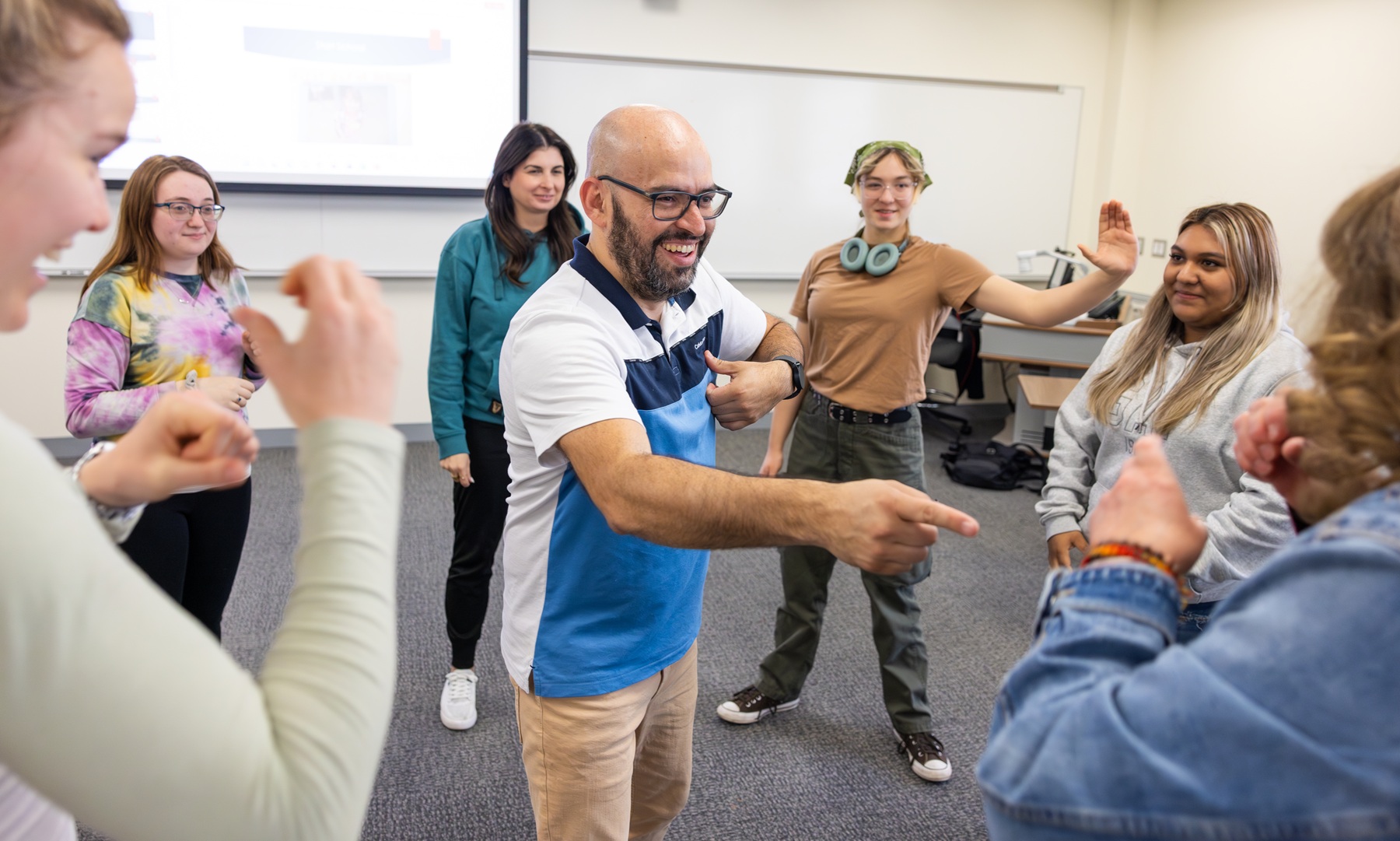 Marcos Aguilar teaches an ASL course