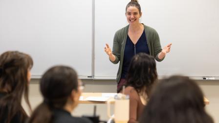 Rebecca Scott teaching philosophy students