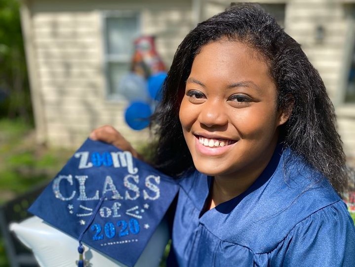 Harper College graduate Rochelle Washington