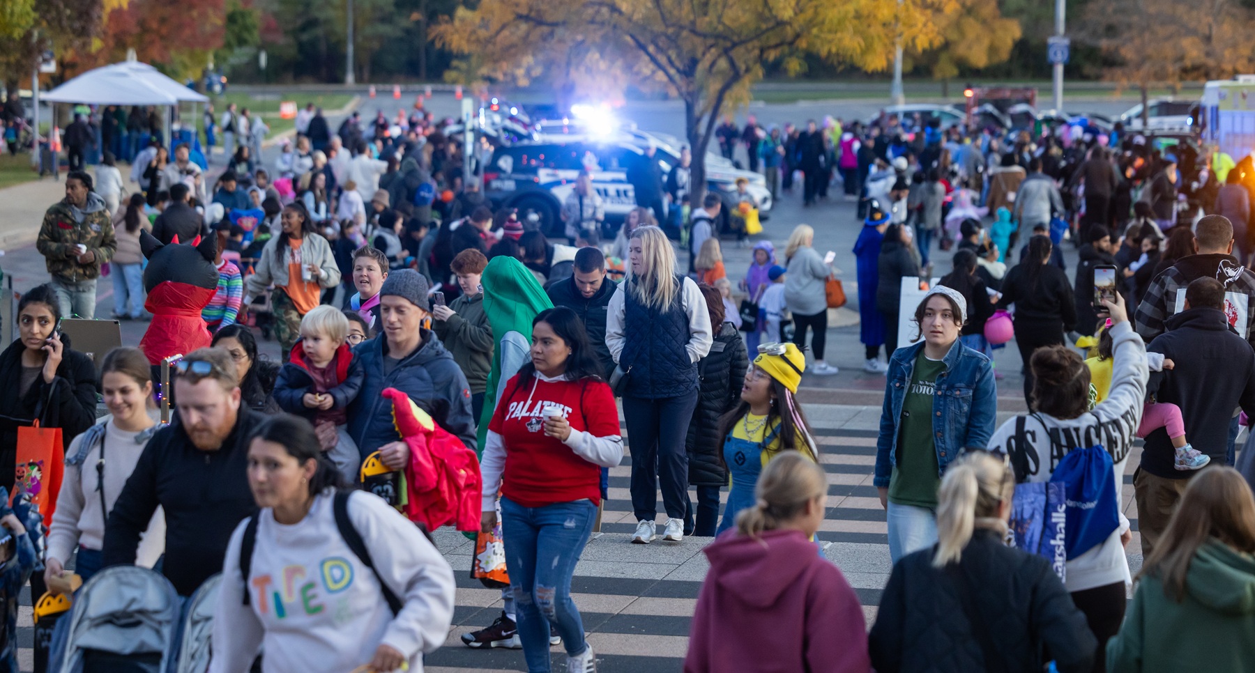 Trunk or Treat Crowds fill a past version of Harper College's Trunk or Treat event
