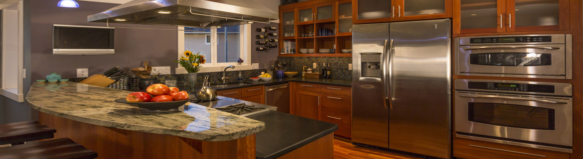 Modern, contemporary kitchen layout