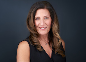 headshot of Karolyn Rubin