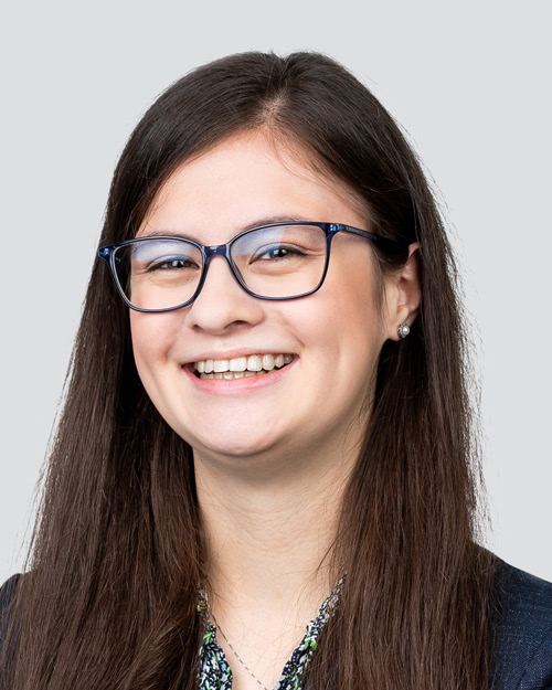 Profile Photo - Emily Alvia